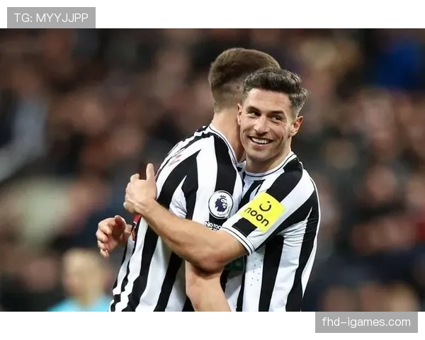 战术复盘：西汉姆战平纽卡，铁锤帮放弃控球主打反击，边路传中简洁高效