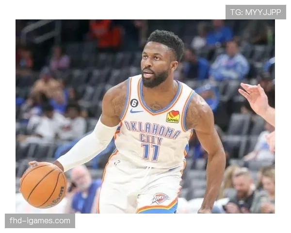 草根观察：业余联赛中NBA侧翼战术的模仿与简化应用