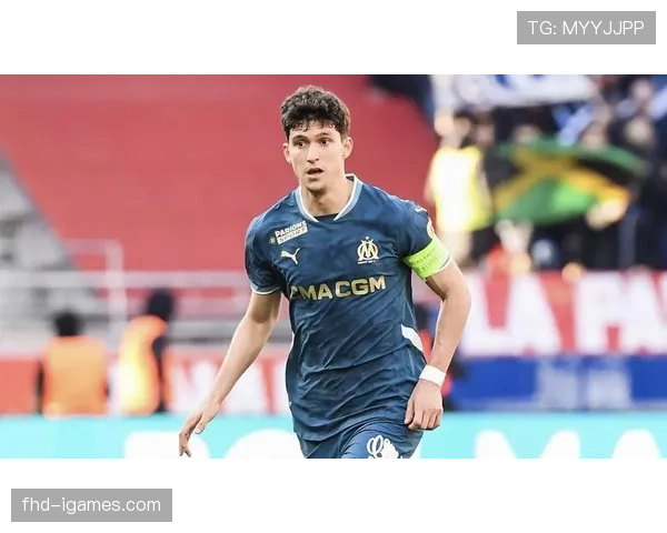 马赛中卫巴列尔迪接受采访，坦言密集赛程下体能分配是关键